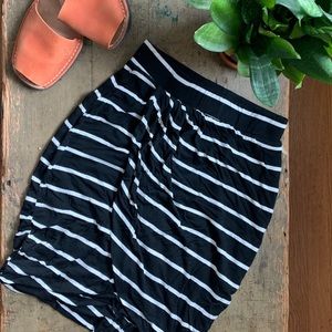 Tulip style jersey mini skirt